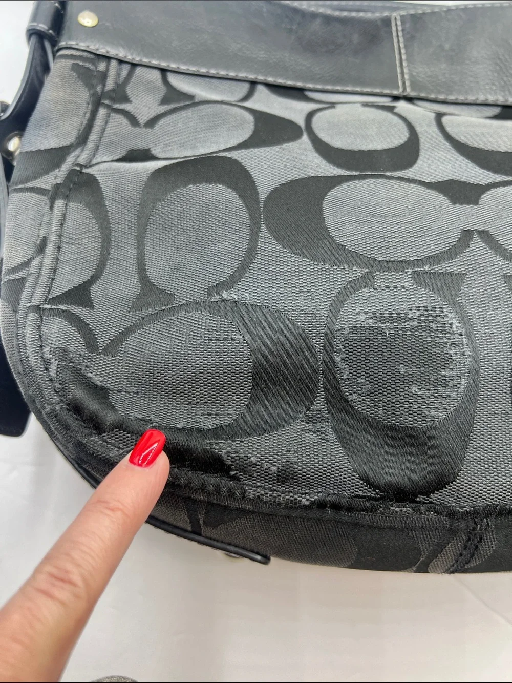 Coach Zoe Signature Hobo / Shoulder Bag in Black & Grey Signature Canvas -12657